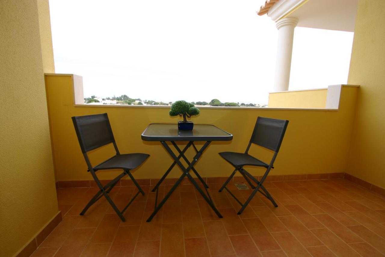 Villa Vista Mar Piscina Suites Fuzeta Ngoại thất bức ảnh